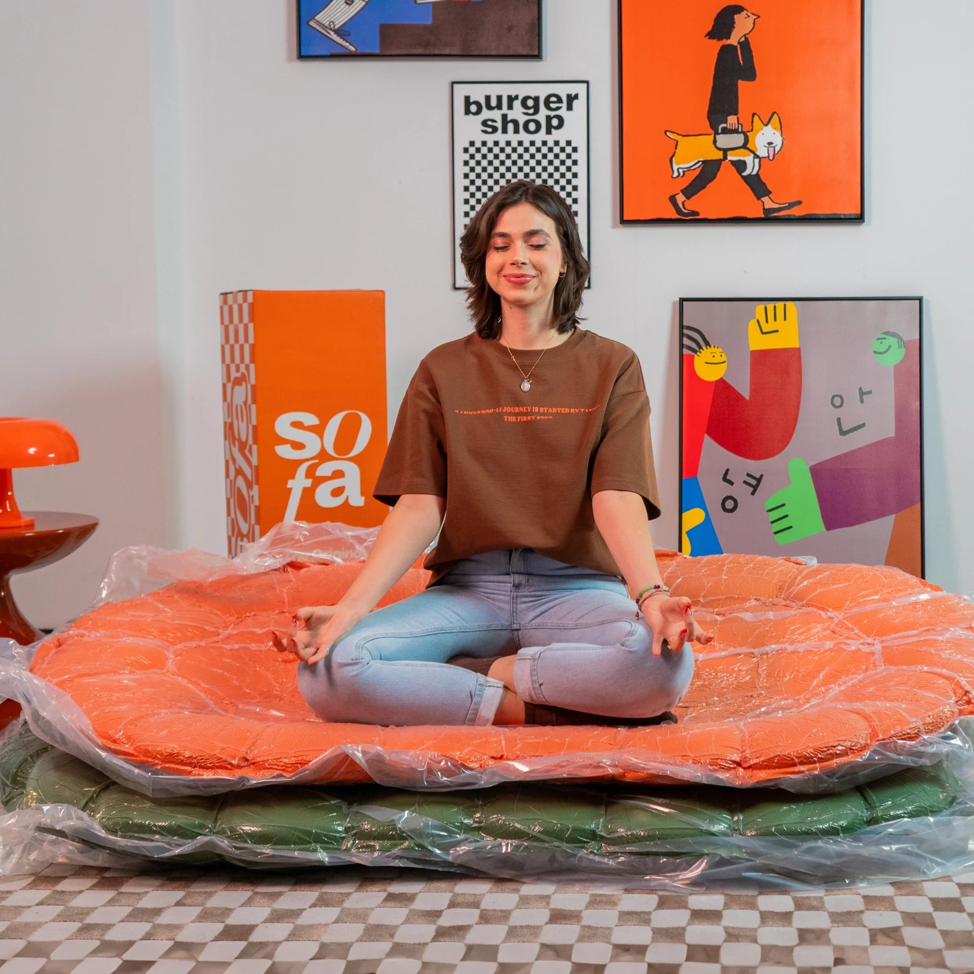 Sofá na Caixa cosmo 3 lugares em Boucle - Laranja